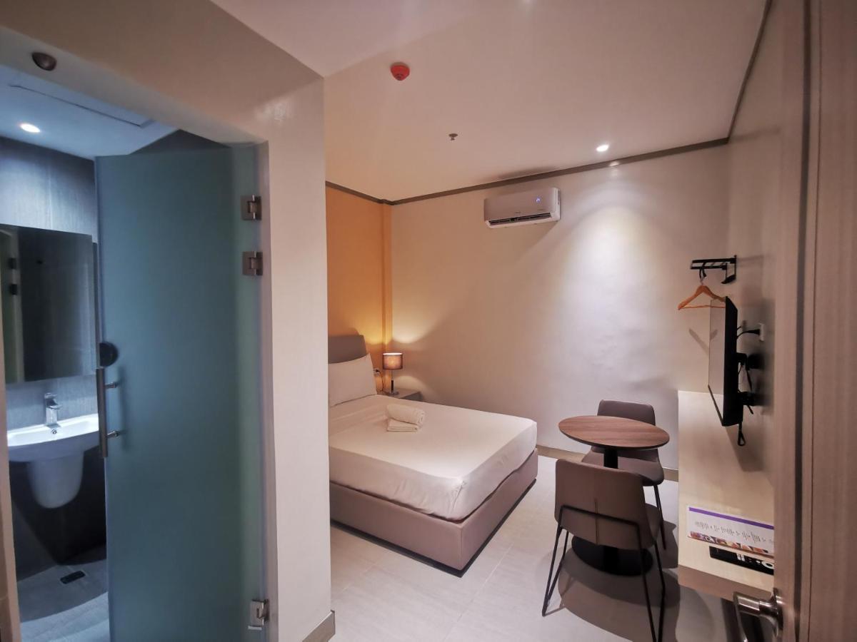 Yes Hotel Cabuyao Laguna Exterior photo
