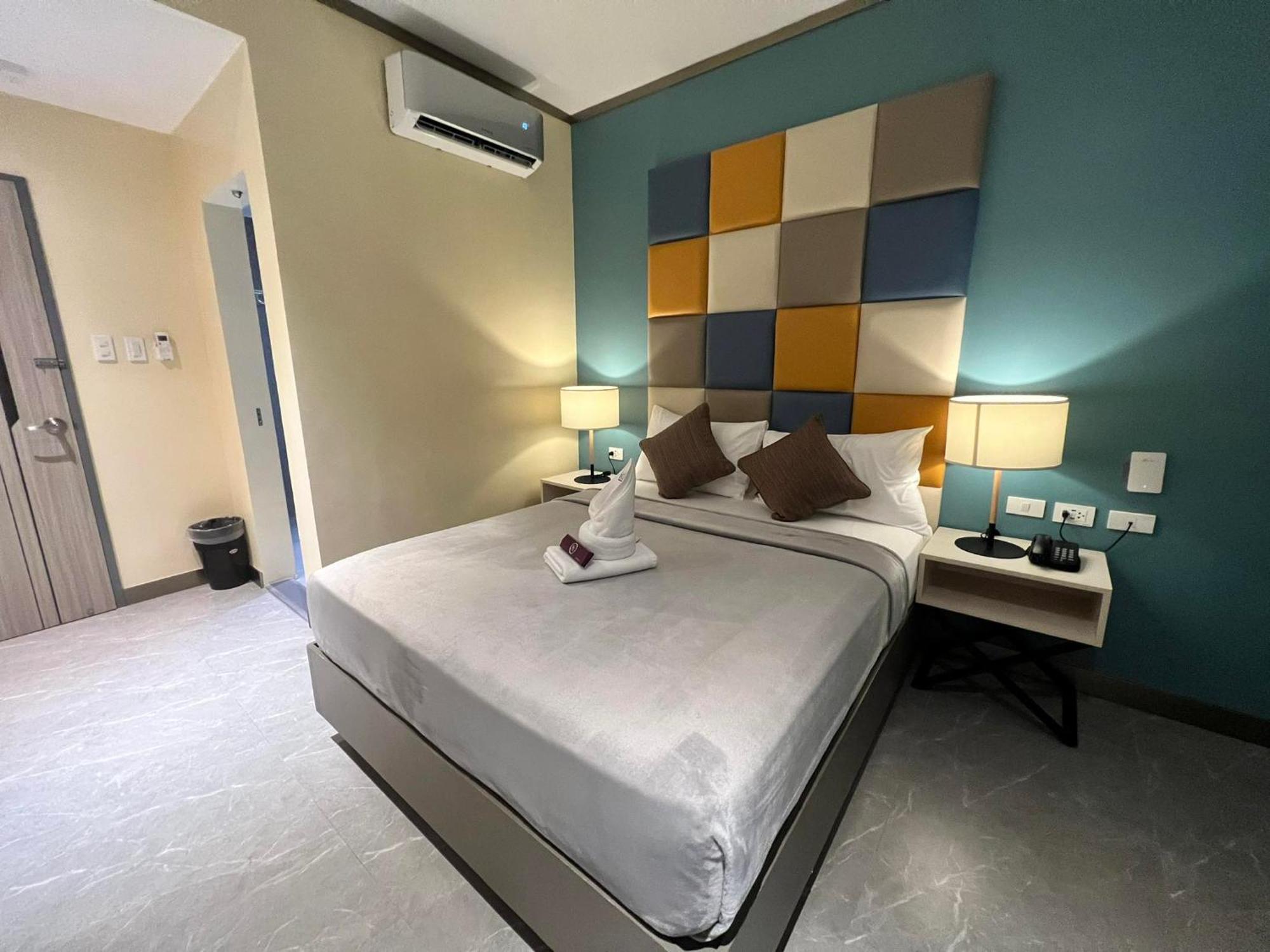 Yes Hotel Cabuyao Laguna Exterior photo